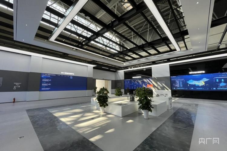 国家工业互联网数字化转型促进中心加快建设 数据服务成为新引擎